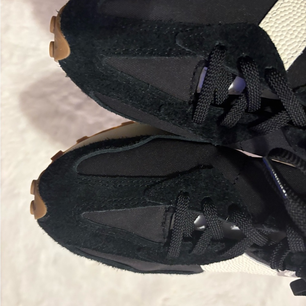 New Balance Women’s Black and White Athletic Sneakers with Gum Accents - Picture 2 of 9